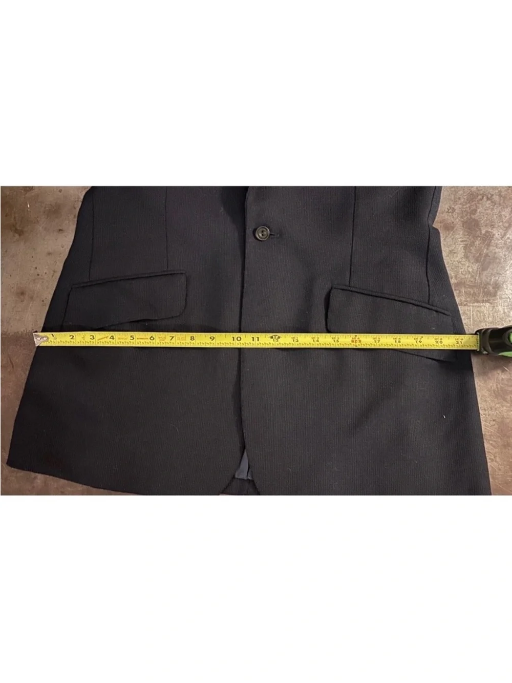 Huntsman Savile Row Bespoke Navy Blazer | 38R | 1-Button | Handcrafted Luxury - Picture 10 of 11